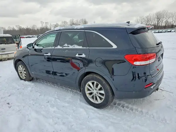5XYPGDA30GG053618 2016 KIA SORENTO - Image 2
