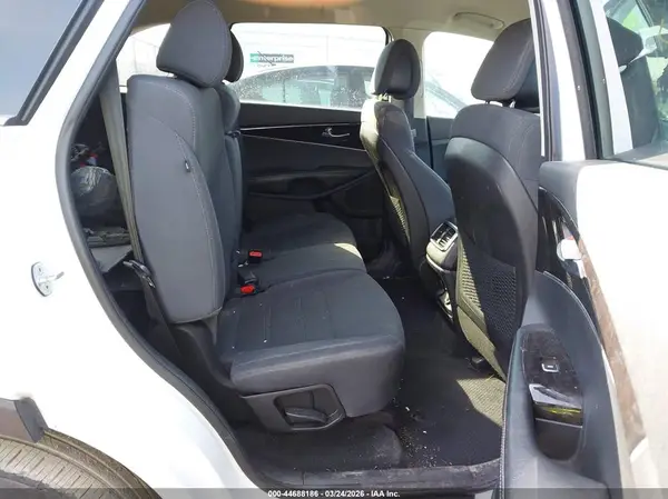 5XYPGDA30GG057040 2016 KIA SORENTO - Image 8