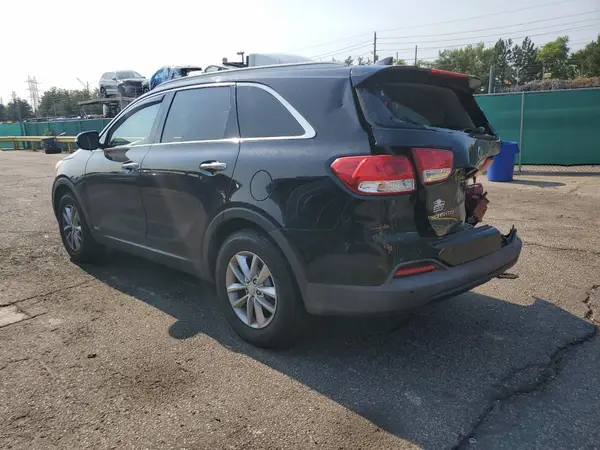 5XYPGDA30GG065381 2016 KIA SORENTO - Image 2