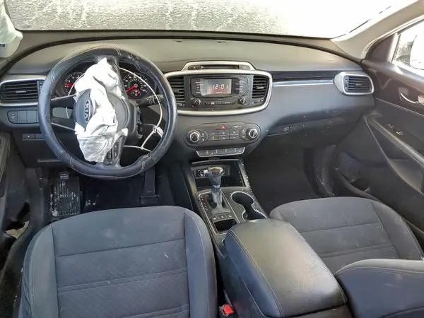 5XYPGDA30GG066921 2016 KIA SORENTO - Image 8