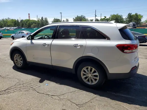 5XYPGDA30GG067325 2016 KIA SORENTO - Image 2