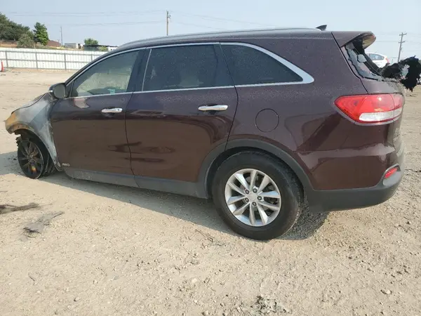 5XYPGDA30GG078793 2016 KIA SORENTO - Image 2