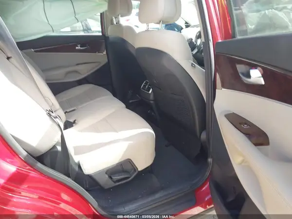 5XYPGDA30GG088286 2016 KIA SORENTO - Image 8