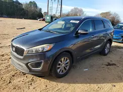 5XYPGDA30GG112327 2016 KIA SORENTO