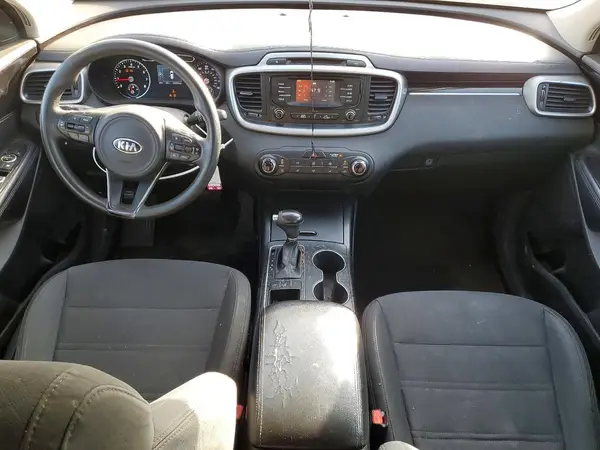 5XYPGDA30GG112327 2016 KIA SORENTO - Image 8