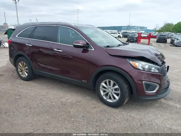 5XYPGDA30GG113560 2016 KIA SORENTO - Image 1