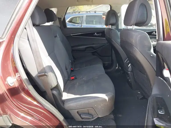 5XYPGDA30GG128544 2016 KIA SORENTO - Image 8