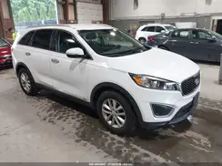 5XYPGDA30GG132559 2016 KIA SORENTO