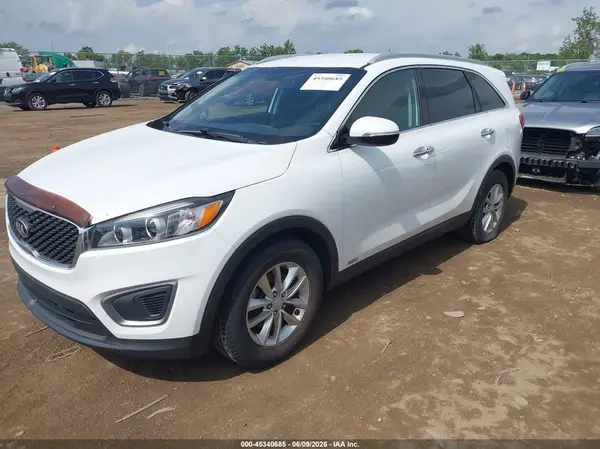 5XYPGDA30GG155405 2016 KIA SORENTO - Image 2