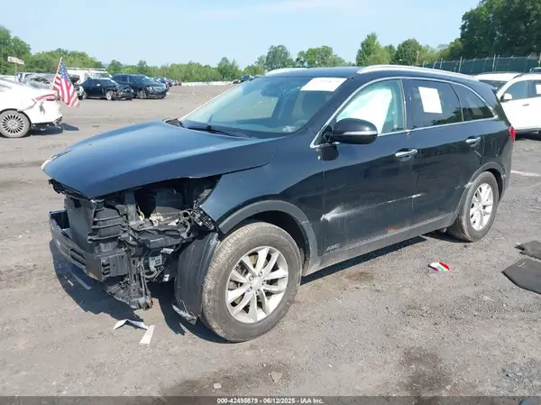 5XYPGDA30GG156280 2016 KIA SORENTO - Image 2