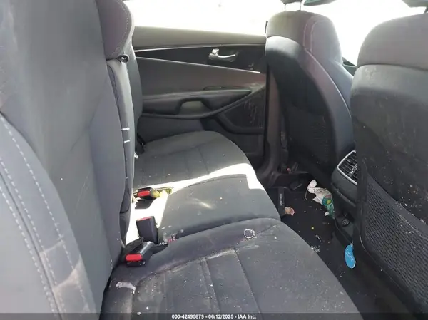 5XYPGDA30GG156280 2016 KIA SORENTO - Image 8