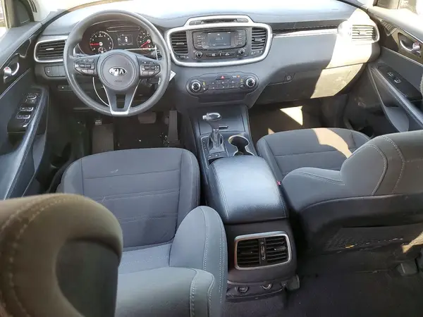 5XYPGDA30GG168686 2016 KIA SORENTO - Image 8