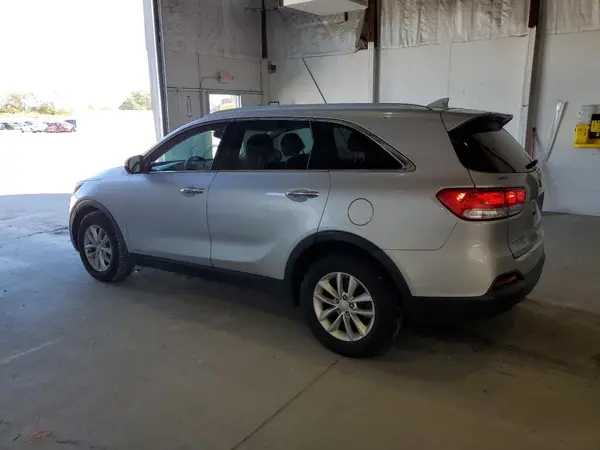 5XYPGDA30HG200277 2017 KIA SORENTO - Image 2