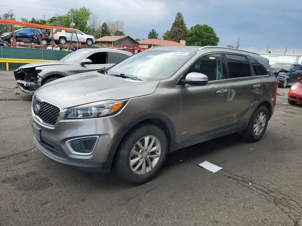 5XYPGDA30HG204006 2017 KIA SORENTO - Image 1
