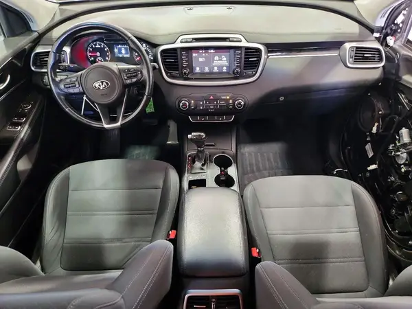 5XYPGDA30HG221582 2017 KIA SORENTO - Image 8