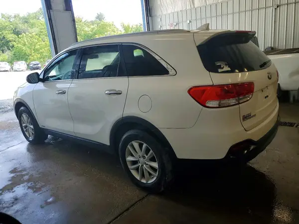 5XYPGDA30HG231299 2017 KIA SORENTO - Image 2