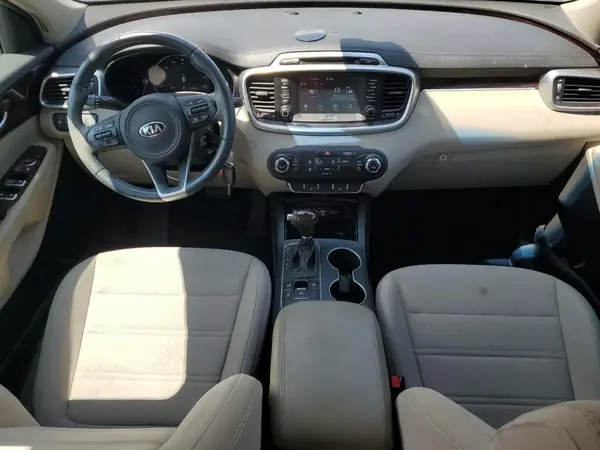 5XYPGDA30HG237085 2017 KIA SORENTO - Image 8