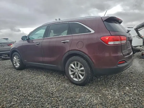 5XYPGDA30HG238236 2017 KIA SORENTO - Image 2