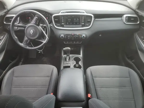 5XYPGDA30HG268059 2017 KIA SORENTO - Image 8