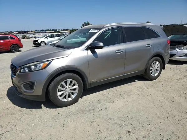 5XYPGDA30HG272967 2017 KIA SORENTO - Image 1