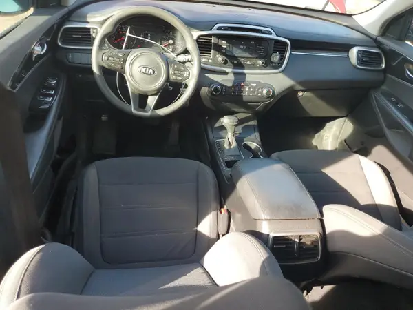 5XYPGDA30HG274704 2017 KIA SORENTO - Image 8