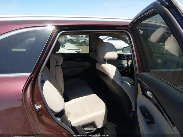 5XYPGDA30HG280762 2017 KIA SORENTO - Image 8