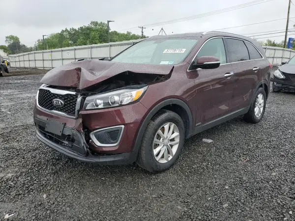5XYPGDA30HG289722 2017 KIA SORENTO - Image 1