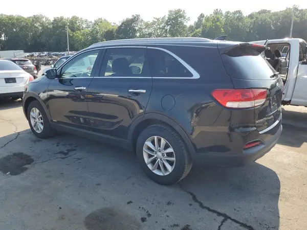 5XYPGDA30HG291101 2017 KIA SORENTO - Image 2