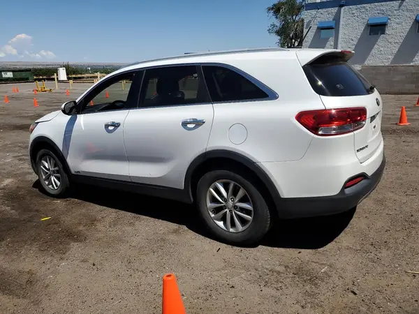 5XYPGDA30HG296122 2017 KIA SORENTO - Image 2