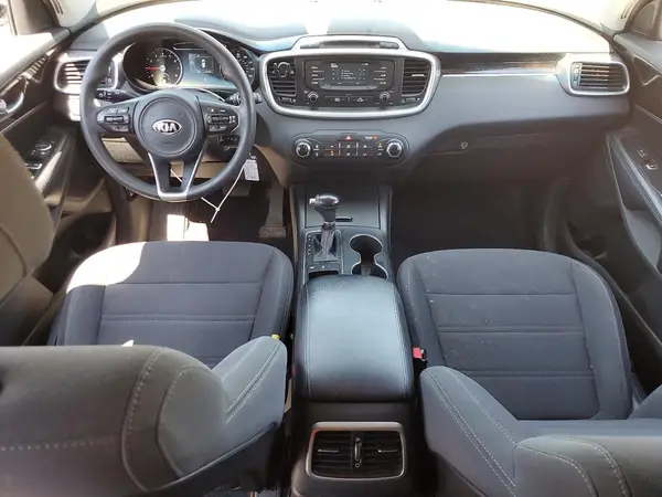 5XYPGDA30HG296122 2017 KIA SORENTO - Image 8