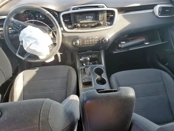 5XYPGDA30HG297819 2017 KIA SORENTO - Image 8