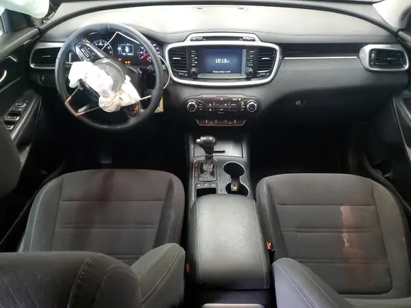 5XYPGDA30HG315753 2017 KIA SORENTO - Image 8