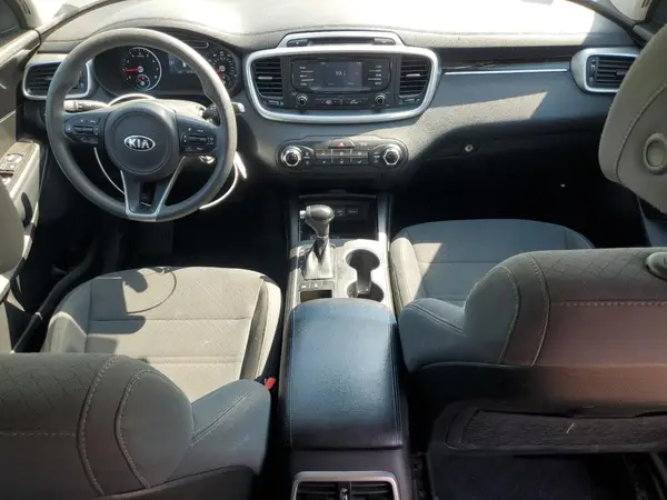 5XYPGDA30HG329653 2017 KIA SORENTO - Image 8