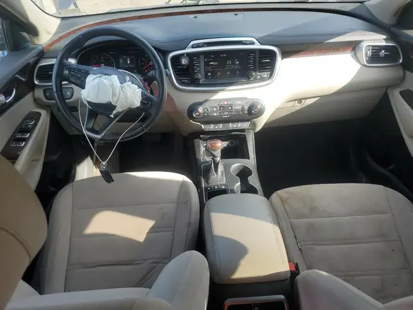 5XYPGDA30HG335999 2017 KIA SORENTO - Image 8