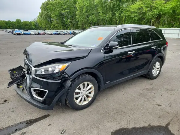 5XYPGDA30JG341095 2018 KIA SORENTO - Image 1