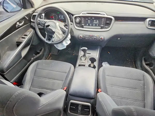 5XYPGDA30JG341095 2018 KIA SORENTO - Image 8
