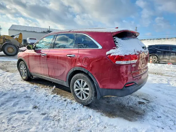 5XYPGDA30JG346460 2018 KIA SORENTO - Image 2