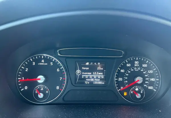 5XYPGDA30JG367406 2018 KIA SORENTO - Image 8