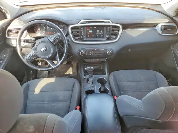 5XYPGDA30JG369401 2018 KIA SORENTO - Image 8