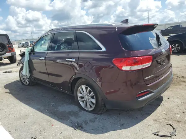 5XYPGDA30JG377045 2018 KIA SORENTO - Image 2