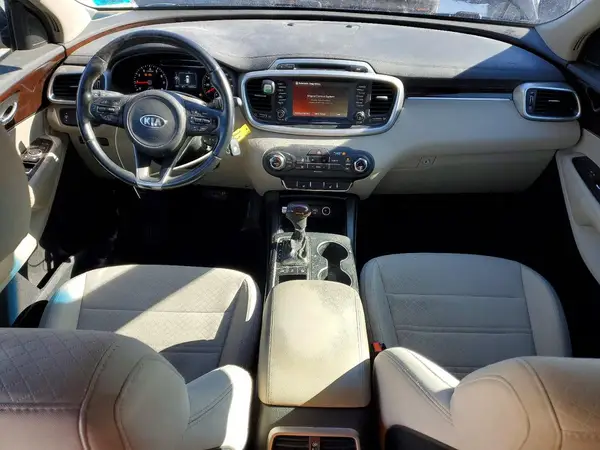 5XYPGDA30JG394802 2018 KIA SORENTO - Image 8