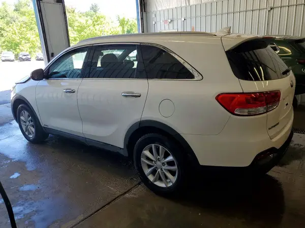 5XYPGDA30JG398719 2018 KIA SORENTO - Image 2