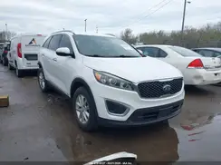 5XYPGDA30JG401621 2018 KIA SORENTO