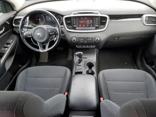 5XYPGDA30JG415230 2018 KIA SORENTO - Image 8