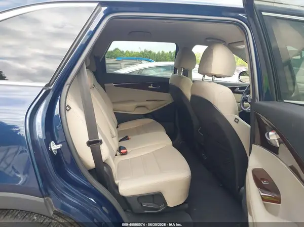 5XYPGDA30JG424915 2018 KIA SORENTO - Image 8
