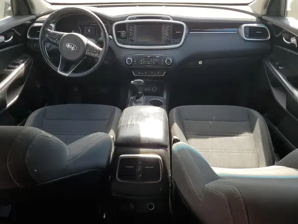 5XYPGDA30JG427345 2018 KIA SORENTO - Image 8