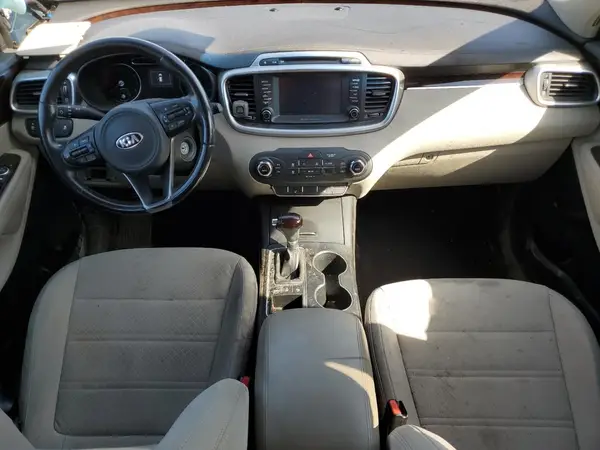 5XYPGDA30JG429418 2018 KIA SORENTO - Image 8
