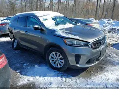 5XYPGDA30KG432806 2019 KIA SORENTO