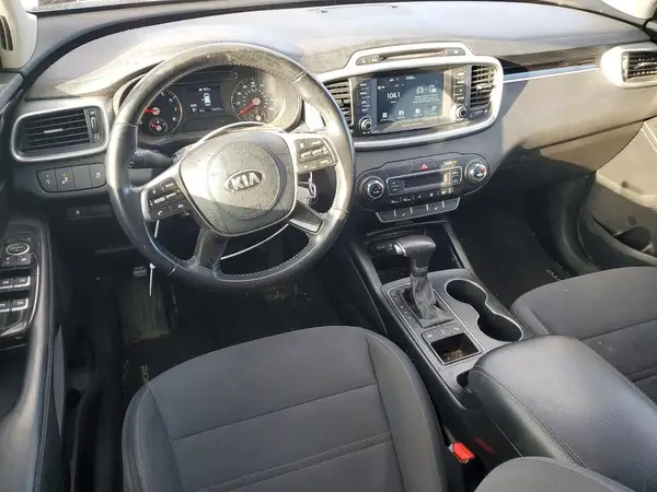 5XYPGDA30KG435012 2019 KIA SORENTO - Image 8