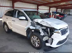 5XYPGDA30KG447399 2019 KIA SORENTO